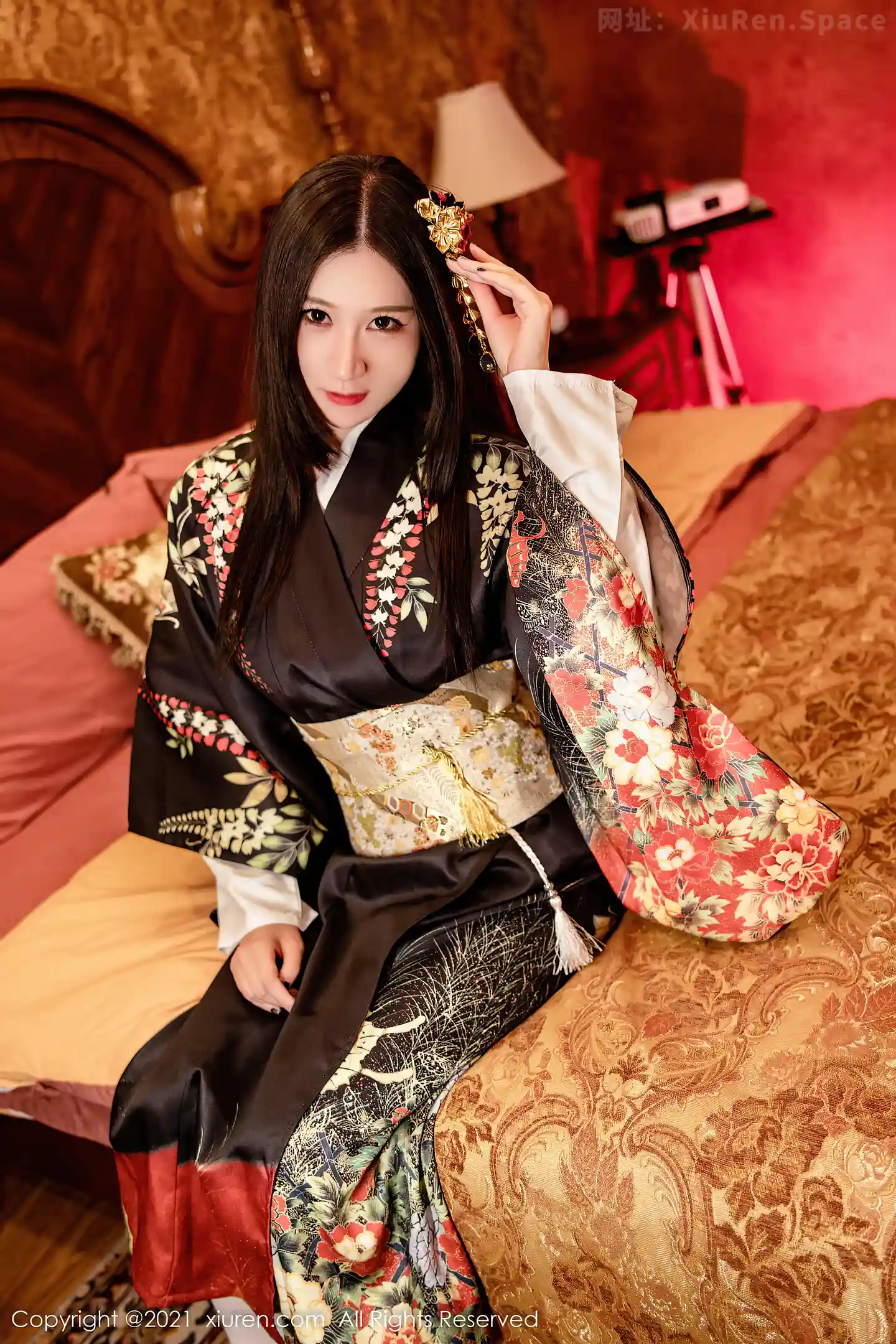 图片[2]-[XiuRen秀人网]VOL.4386 女神顾乔楠Cora私房性感日系和服半脱露丰乳肥臀撩人诱惑写真62P-秀人网官方网站